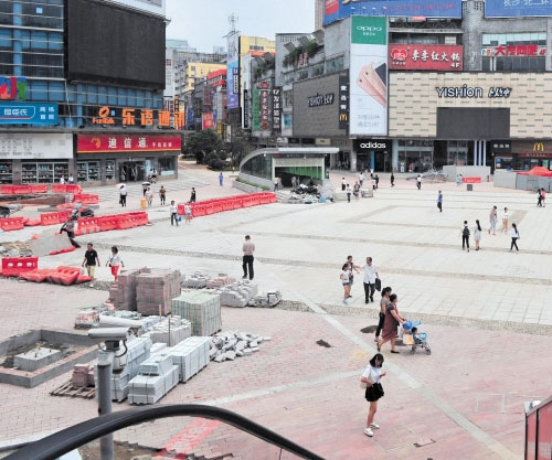 長沙步行街補(bǔ)鍋等雕塑即將回歸