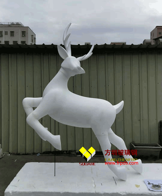 玻璃鋼雕塑廠家總結(jié)：玻璃鋼雕塑制作工藝及其為什么受歡迎