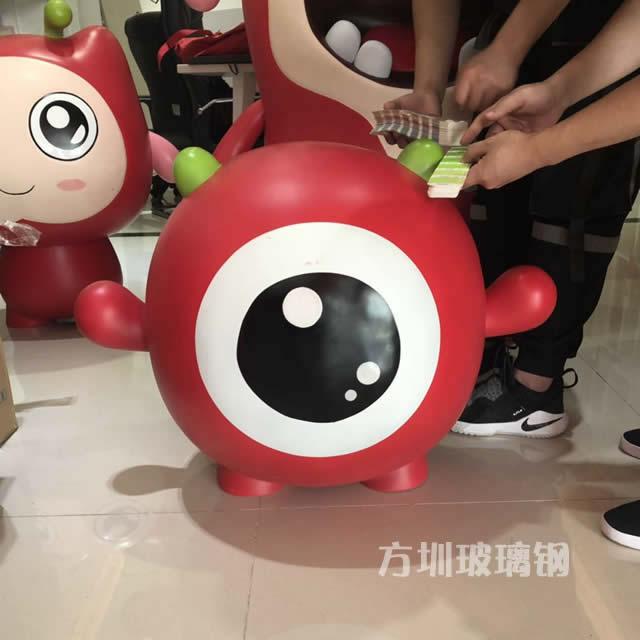 教育機(jī)構(gòu)動漫卡通玻璃鋼雕塑