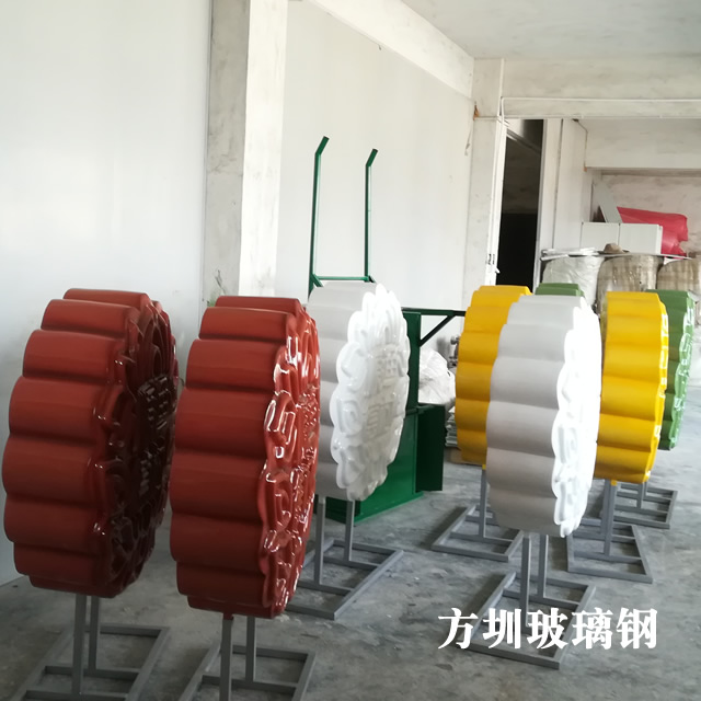 玻璃鋼雕塑為什么會(huì)出現(xiàn)裂紋，是質(zhì)量問(wèn)題嗎？