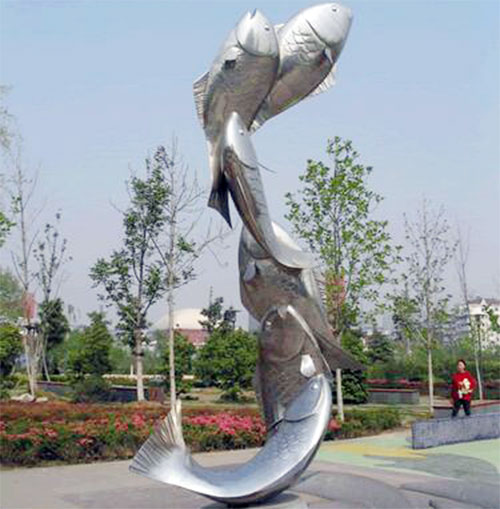 不銹鋼鯉魚(yú)雕塑